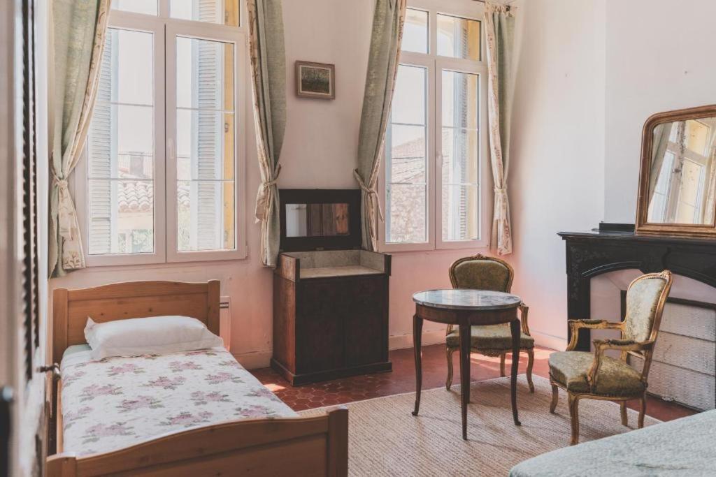 Cuxac-dʼAude Maison Pelissier Bed And Breakfast With Sweeming Pool מראה חיצוני תמונה